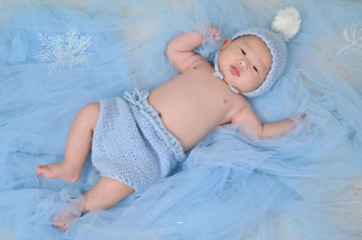 丹阳摸孕妇肚子沾喜气